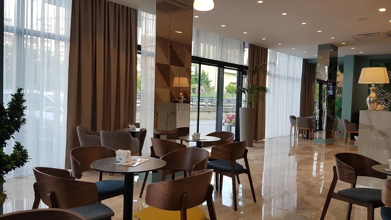 Blue Marine Hotel Shkallnur Екстер'єр фото