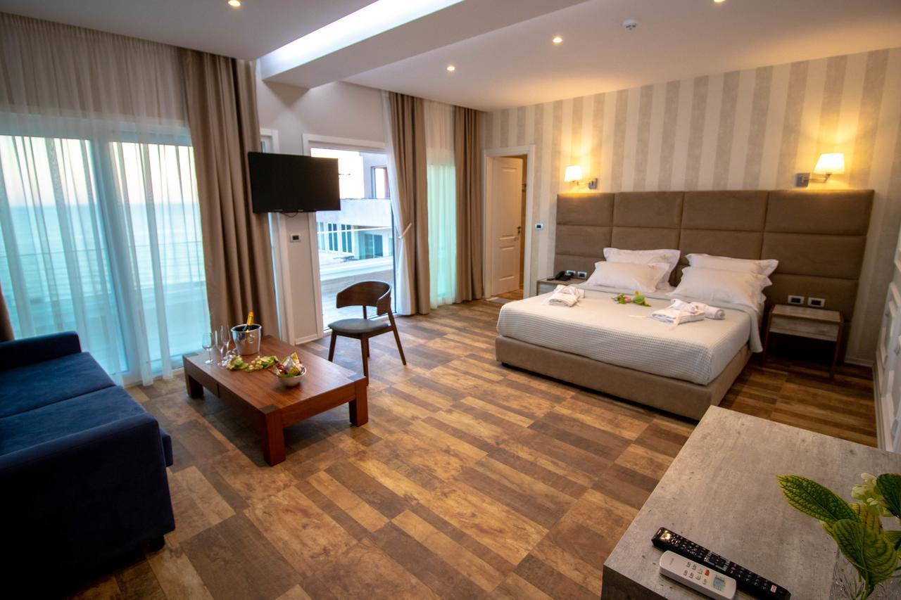 Blue Marine Hotel Shkallnur Екстер'єр фото